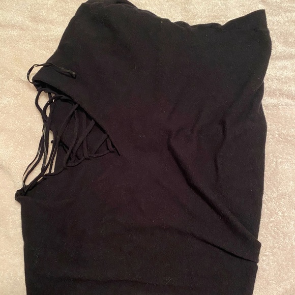 Yaya Shirt - Picture 2 of 3